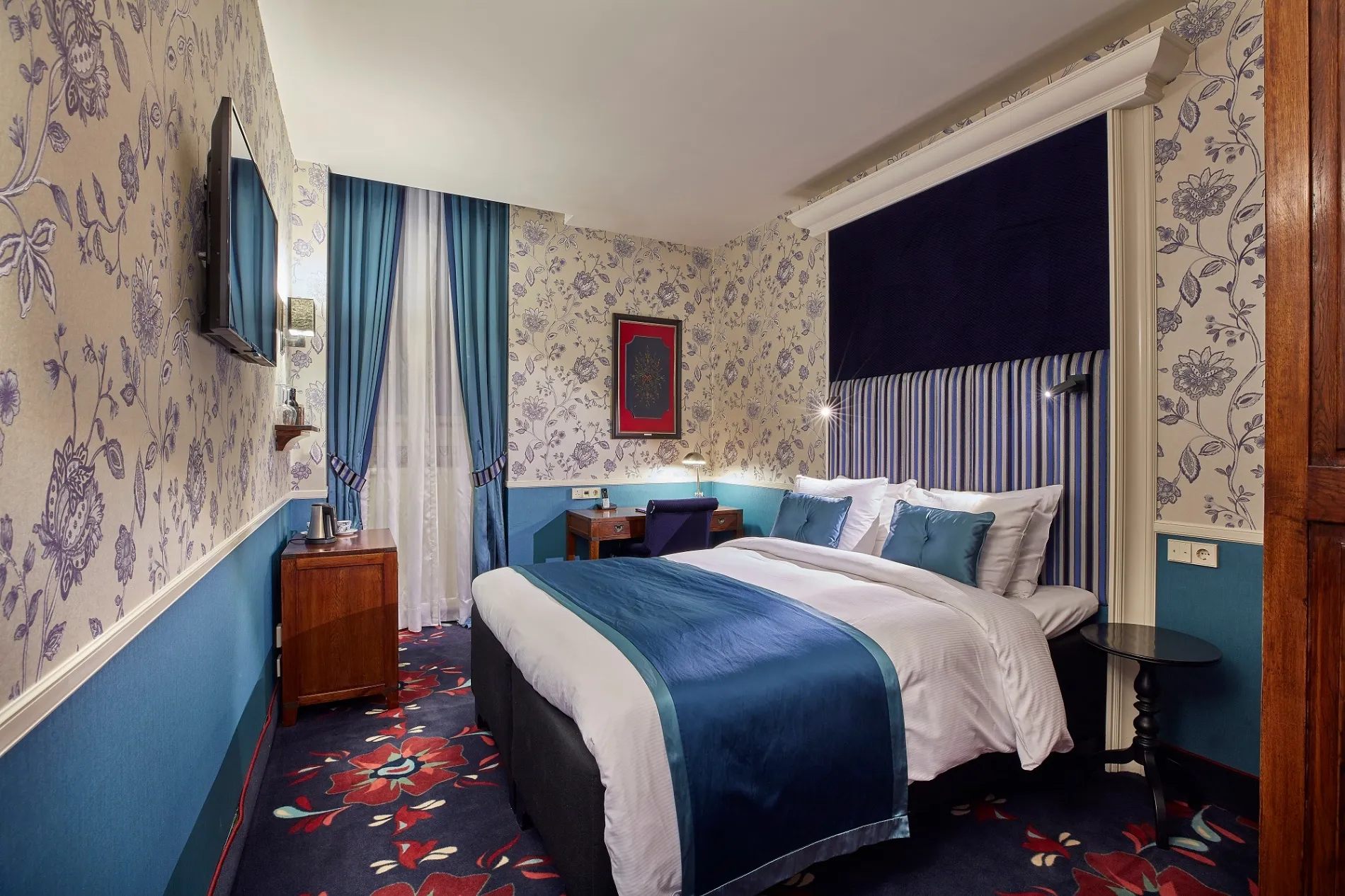 Carlton Ambassador Hotel Classic Room Klassiek Hollands stijl